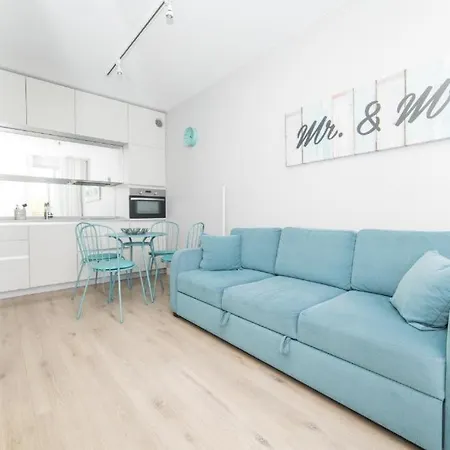 Daire Pelen Wdzieku Z Balkonem *