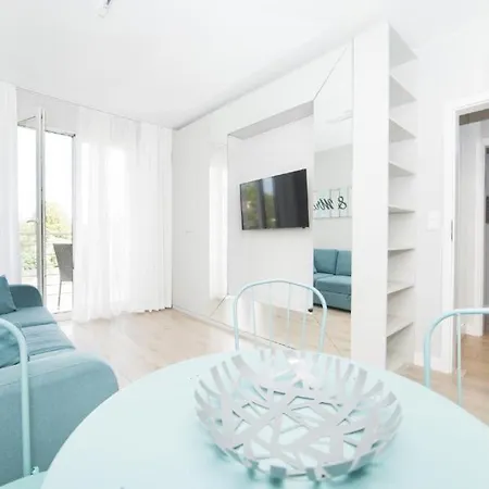 Pelen Wdzieku Z Balkonem *