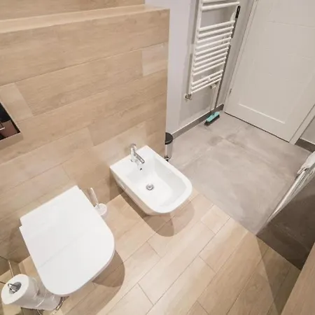 Pelen Wdzieku Z Balkonem Lejlighed *