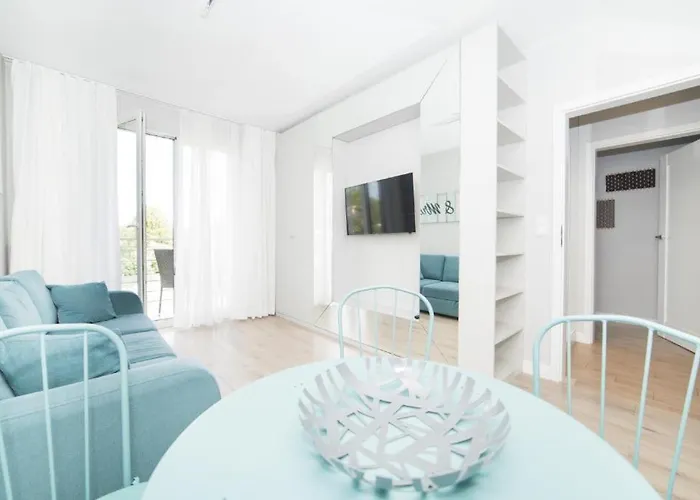 Pelen Wdzieku Z Balkonem *