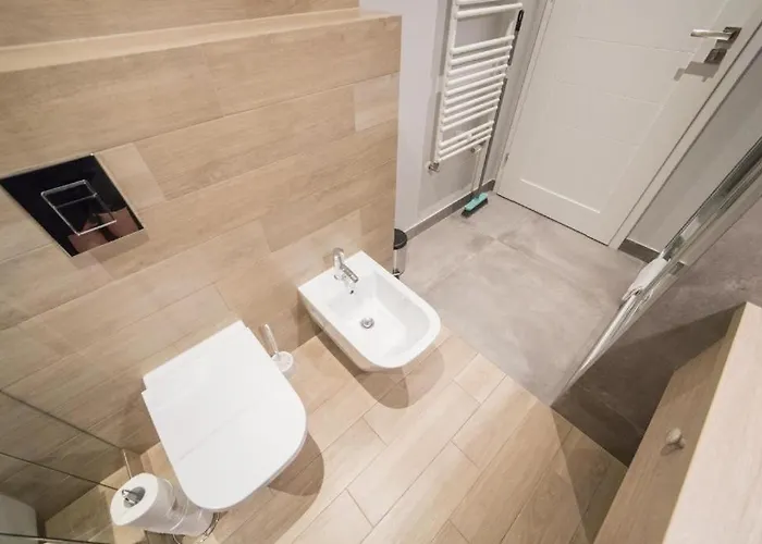 Pelen Wdzieku Z Balkonem Daire *